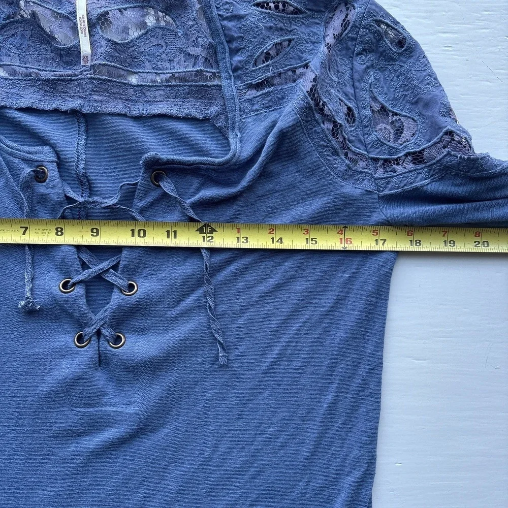 Free People XS Blue Henley Lace-up Long Sleeve Paisley Shirt Top Peasant Boho‎